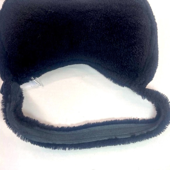 BNWT Yves Salomon Genuine Shearling Shoulder Bag PRICE FIRM NO DISCOUNTS! - Picture 8 of 15